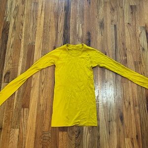 Mustard yellow Lululemon long sleeve shirt